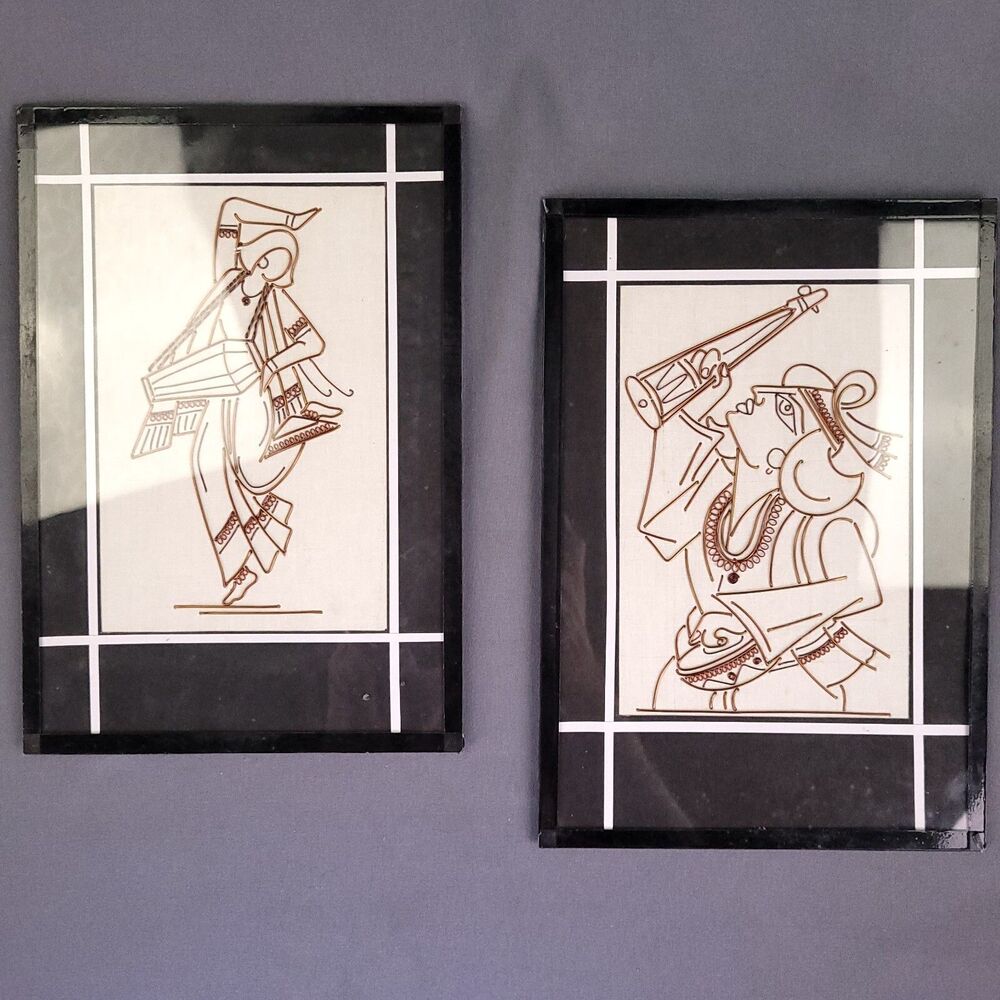 COPPER WIRE METAL WALL HANGING FOLK ART  7"x10" set of 2